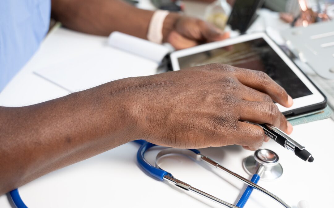 Healthcare Data Extraction: 3 Ways EHR Data Improves Patient Care